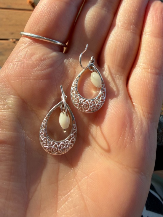 Jewelry - Vintage Sterling Silver White Bead Teardrop Earrings 925